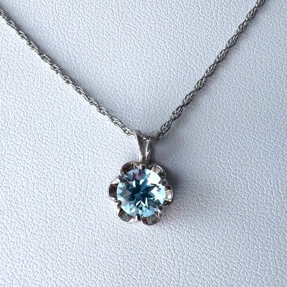 Vintage Sterling Silver Blue Topaz Pendant & Chain Necklace 18 inch, Solitaire - Picture 1 of 16